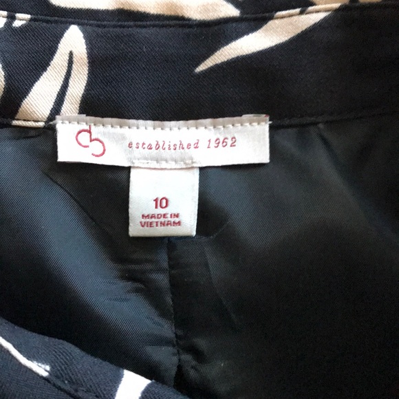 Collared Button Up Dress - Picture 4 of 8